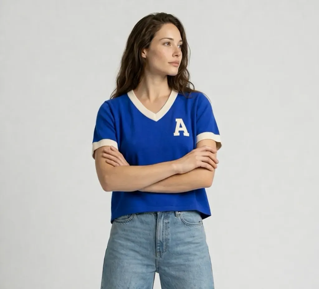 Camiseta Feminina Royal com Gola V