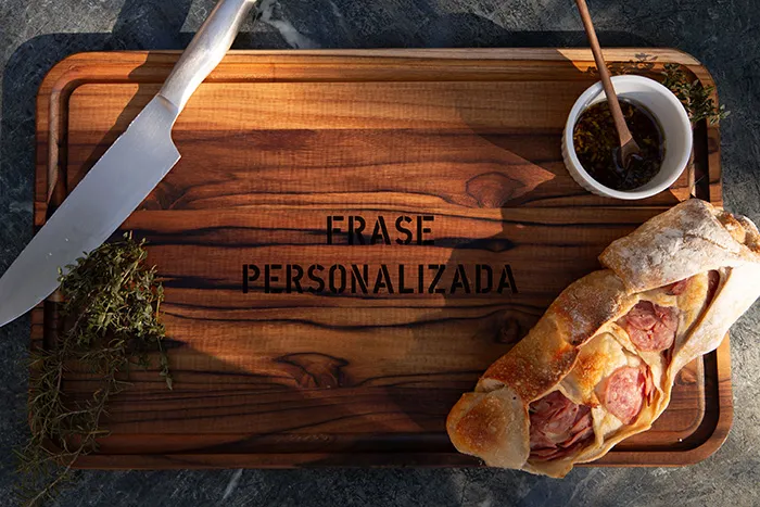 Tábua de Madeira Retangular com Frase Personalizada