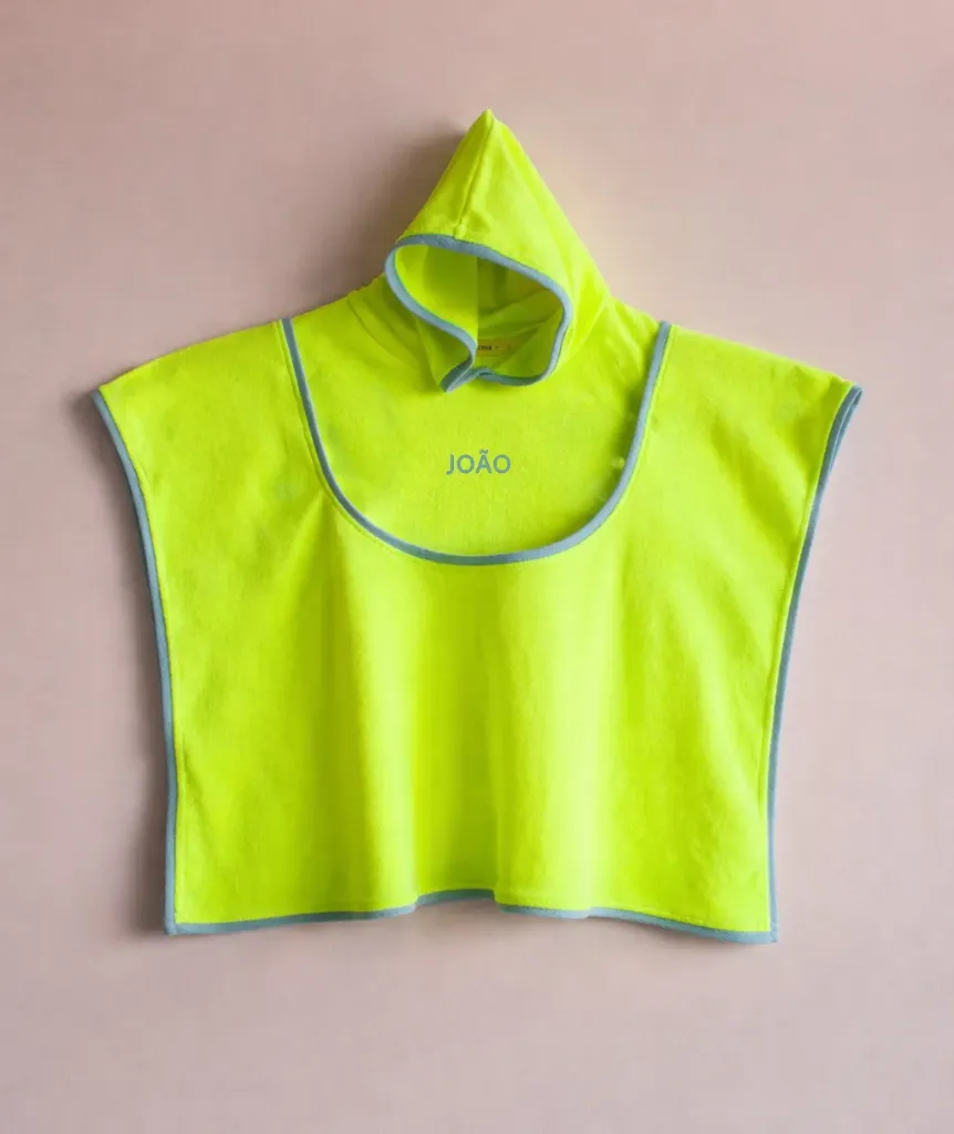 Poncho Atoalhado Amarelo Flúor (PP (1-2 anos))