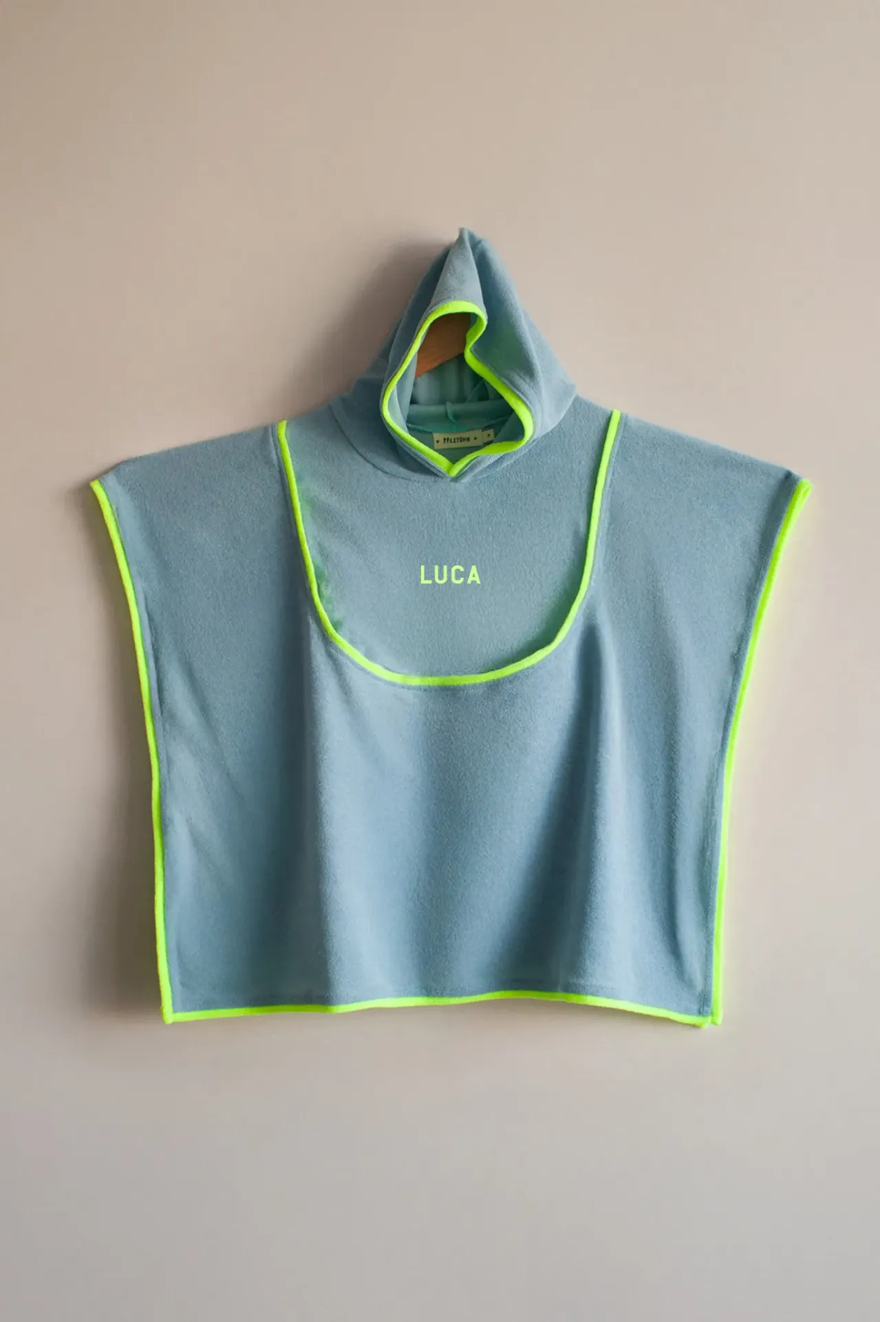 Poncho Atoalhado Azul Claro (G (8-12 anos))