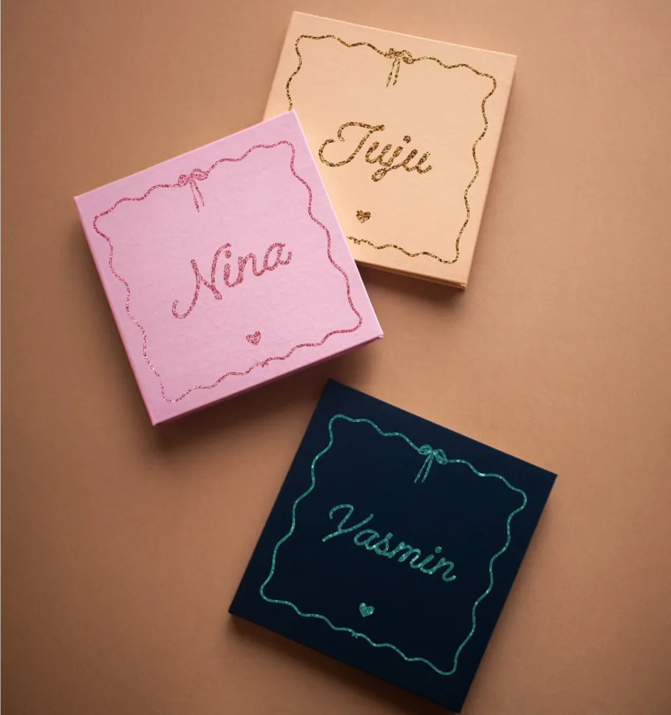 Caderno de Desenho 20x20 Personalizado com Estampa Laço