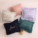 Almofada Personalizada com Nome Bordado